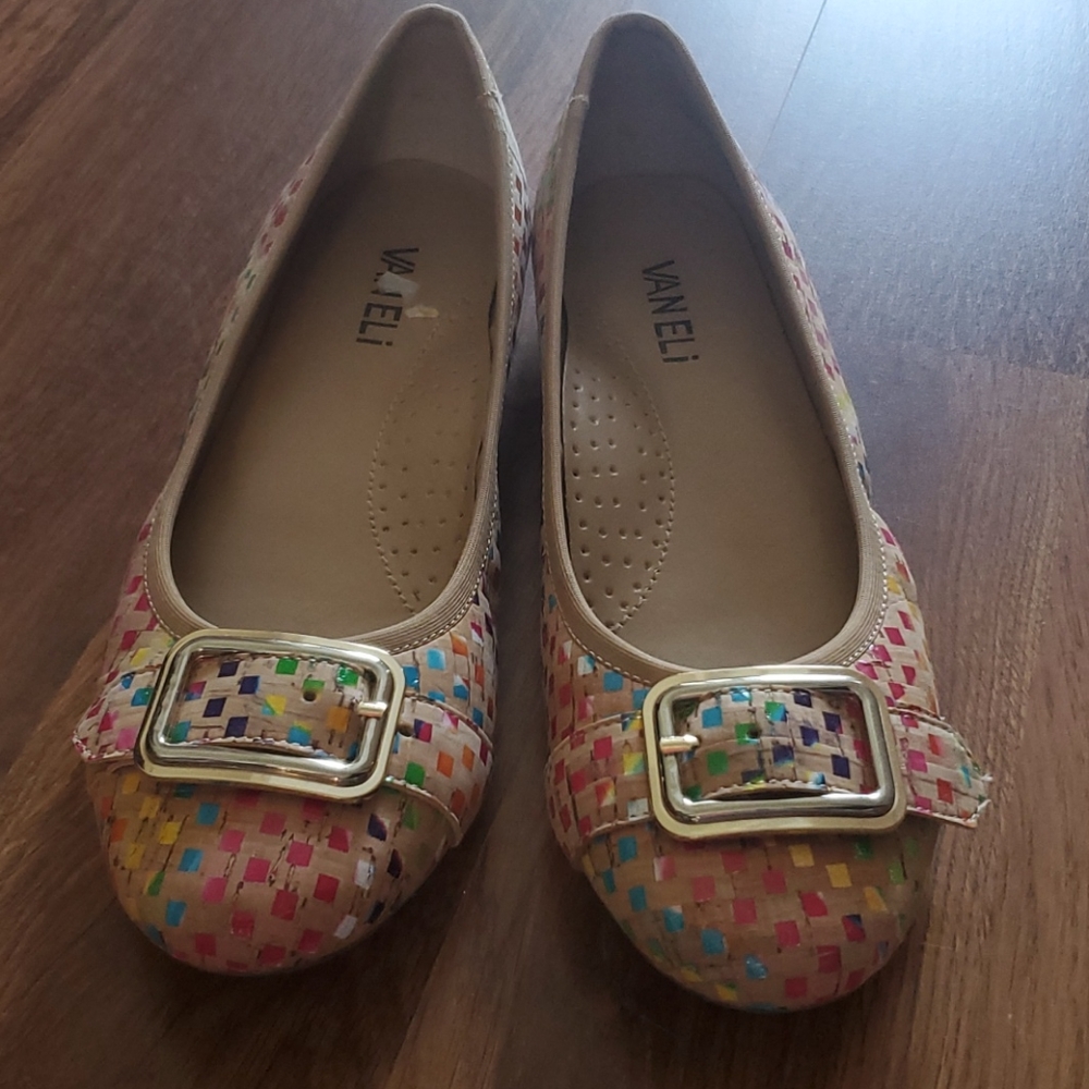 Vaneli multi colored flats